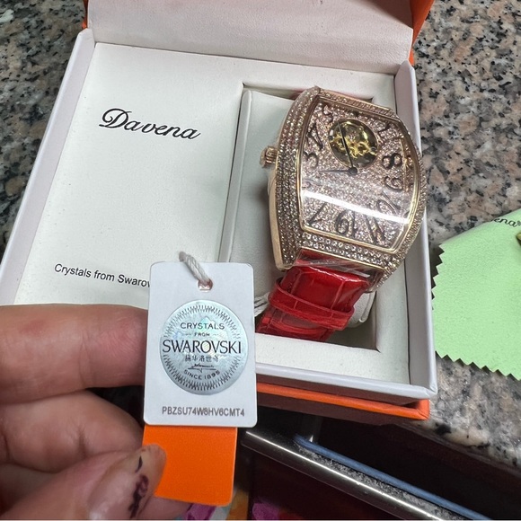 Crystals from Swarovski watch - Picture 9 of 9